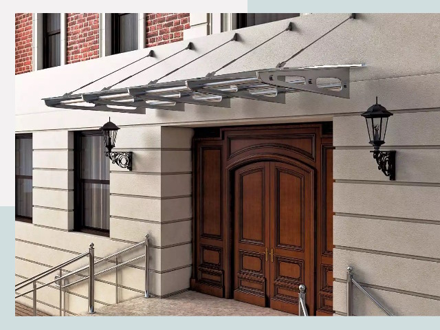 Металлические козырьки от 614 руб. в Невинномысске